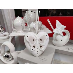 Diffusore di profumo con luce LED a forma di cuore con farfalla in ceramica satinata, in confezione regalo