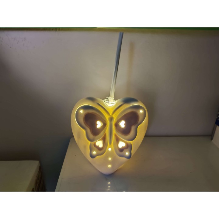 Diffusore di profumo con luce LED a forma di cuore con farfalla in cer