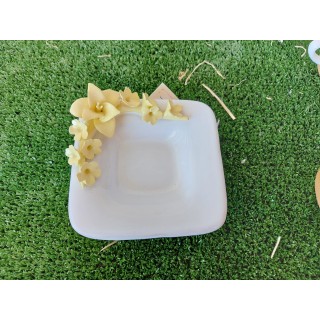 Piatto quadrato 11 cm con fiorellini di campo gialli |…