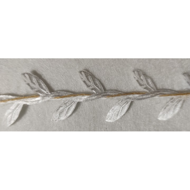 Nastro foglie intrecciate 25 mm bianche 5 mt | CarinCasa