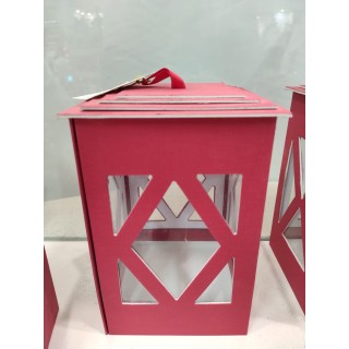 Lanterna rombo rossa con led 10 x 10 x 17 cm | CarinCasa