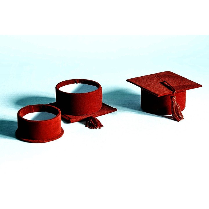 Tocco laurea alcantara rosso | CarinCasa