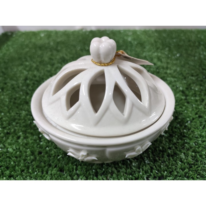 Cofanetto porcellana ovale 9.7 x 8.8 x 8 cm | CarinCasa