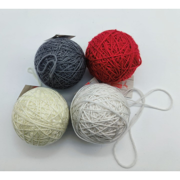 Decorazione natalizia gomitolo di lana 4 colori cm 8 |…
