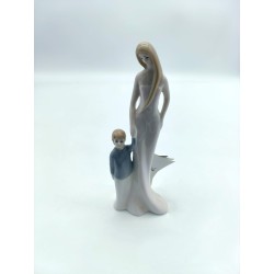 Donna con bimbo porcellana 19 cm settimo cielo