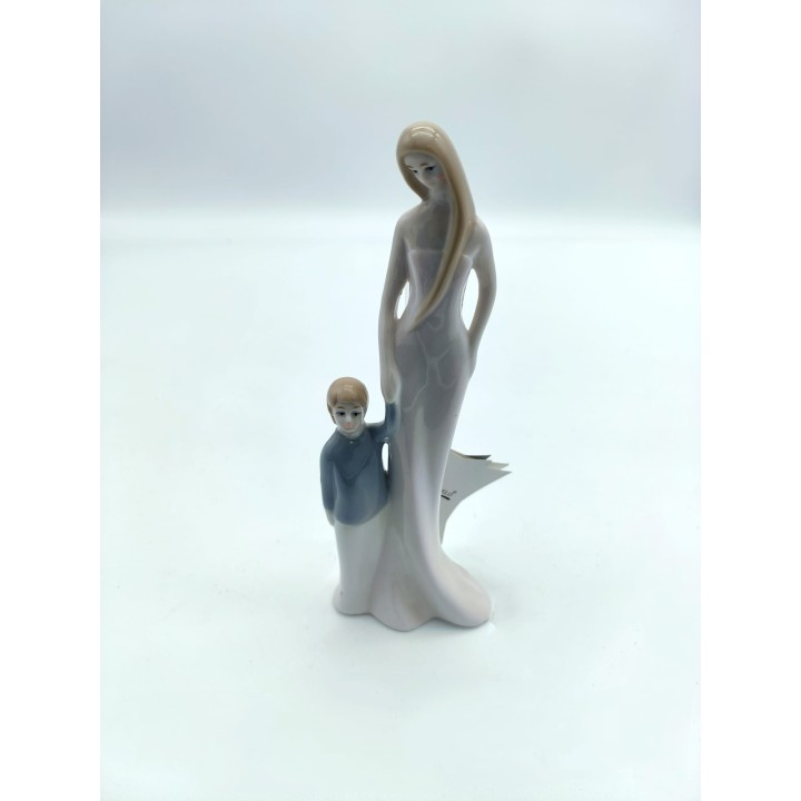 Donna con bimbo porcellana 19 cm settimo cielo | CarinCasa