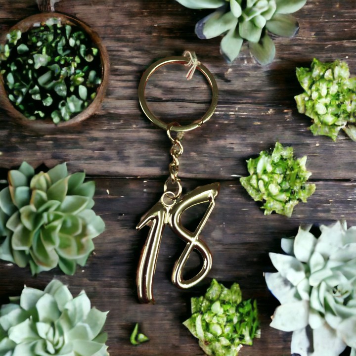 Portachiavi '18' in metallo 5 cm | CarinCasa
