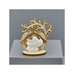 Casetta in legno con albero e cicogna in gesso su base