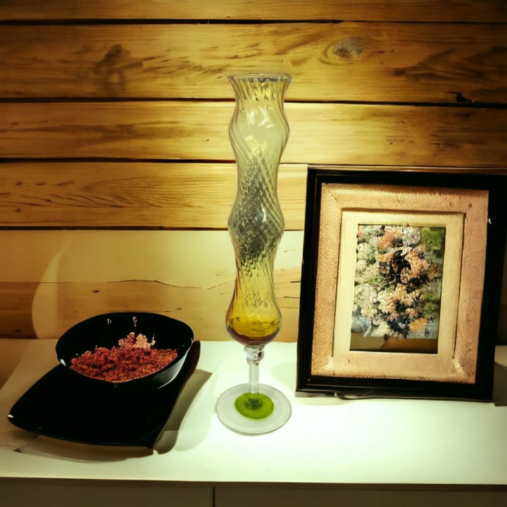 Vasetto ambra mono fiore h.38 cm | CarinCasa