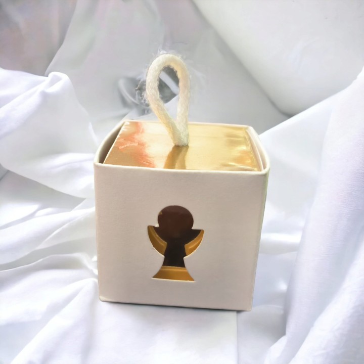 Scatola comunione con calice oro scotton In c/co. 50x50x50…