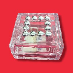 Scatola svuotatasche quadrata con cuori argento 9,5x9,5x5 cm