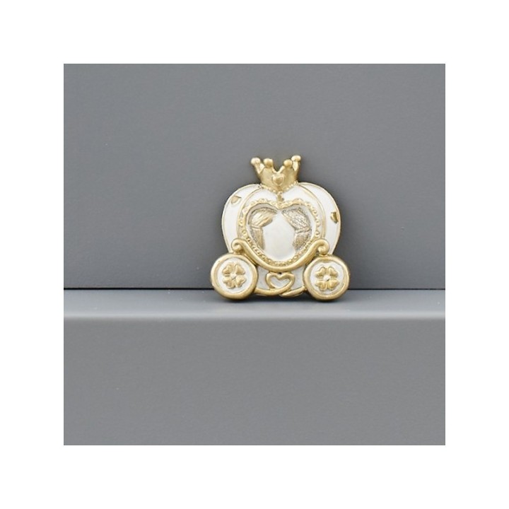 Magnete a forma di carrozza bianca e oro in resina