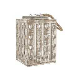 Lanterna in legno shabby con cuori traforati e manico in corda, grande