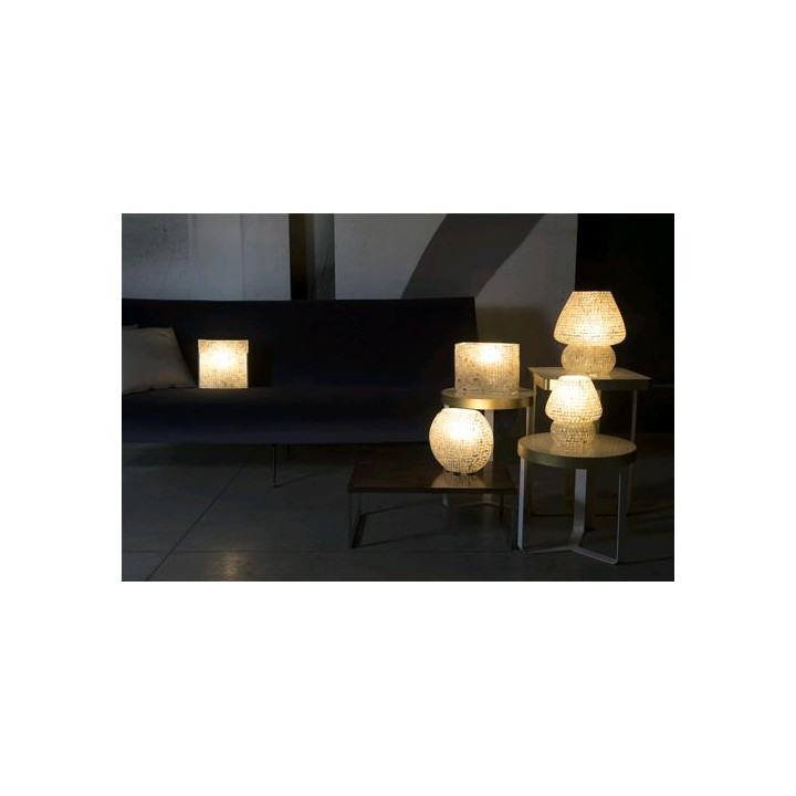 Lampada 30x30x32 cm  da tavolo in vetro mosaicata artist's yellow