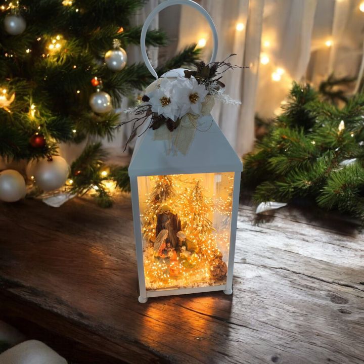 Lanterna Bianca metallo con natività con led inclusi 30x30x70 cm