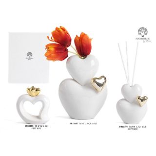 Vaso a doppio cuore in porcellana bianca con cuore oro 18 cm