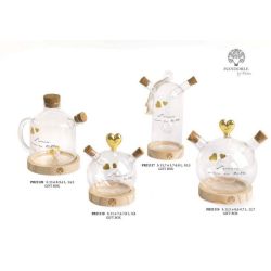 Set olio e aceto in vetro con base in legno e scritta "L'amore vince su tutto" 15,7 cm