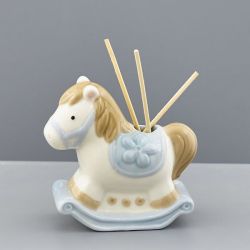 Diffusore di profumo cavallo a dondolo in porcellana con bastoncini