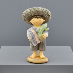 Statuina bimbo messicano con sombrero e cactus grande