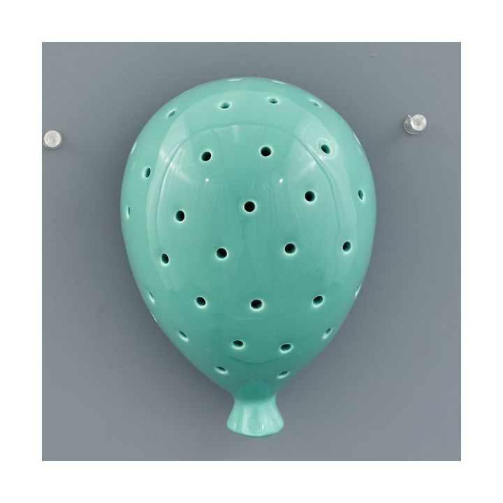 Palloncino da parete in ceramica verde acqua traforato