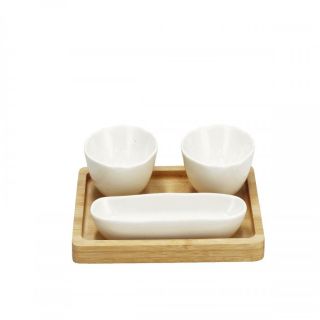 Set 3 ciotoline in ceramica bianca con vassoio in bamboo, 22 x 15,5 cm