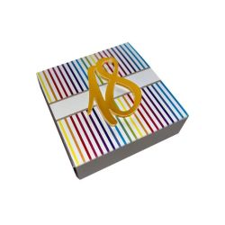 Scatolina multicolore con magnete
