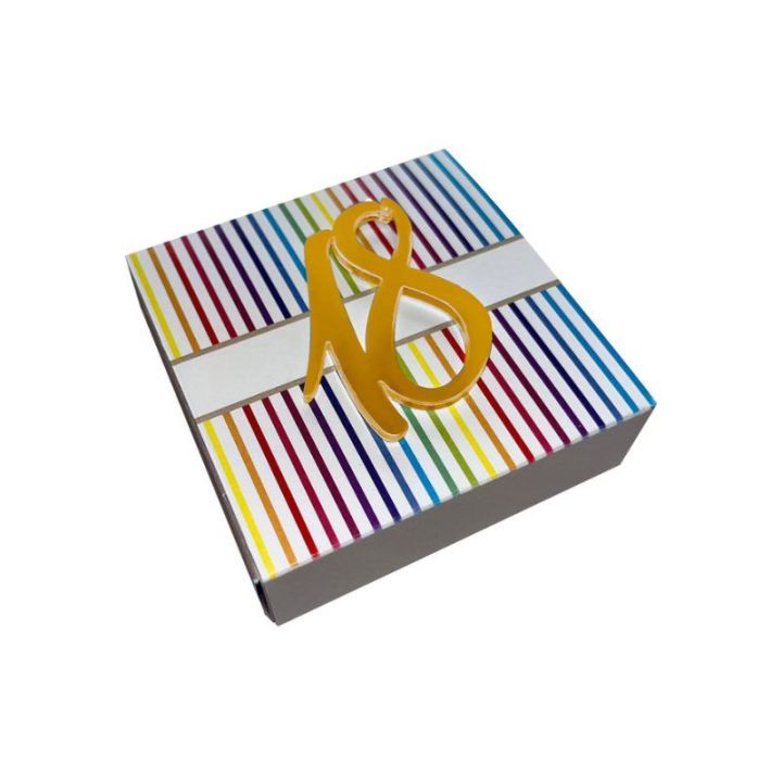 Scatolina multicolore con magnete