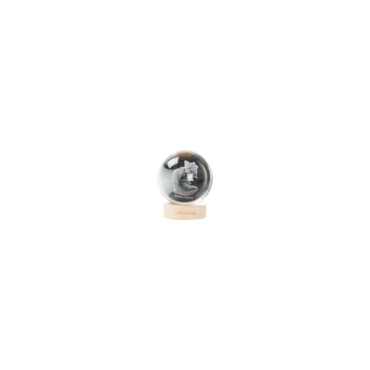Sfera in vetro coppia bacio scontornata con filo e base legno