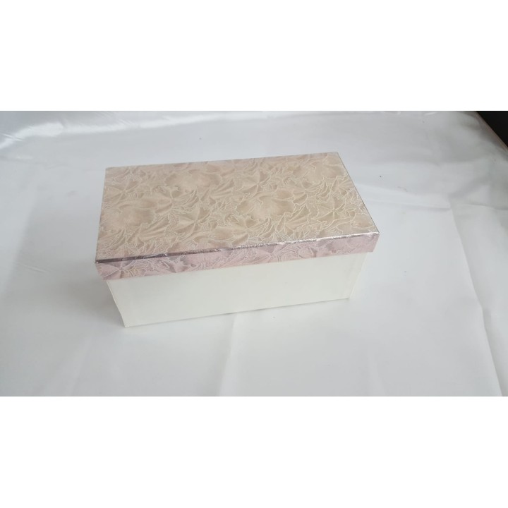 Scatola ramata 20x10x9 cm con raso al interno | CarinCasa