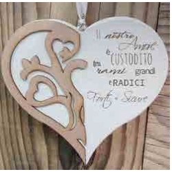 Quadretto in legno profumato da appendere Cuore "il nostro amore e' custodito in rami grandi.."