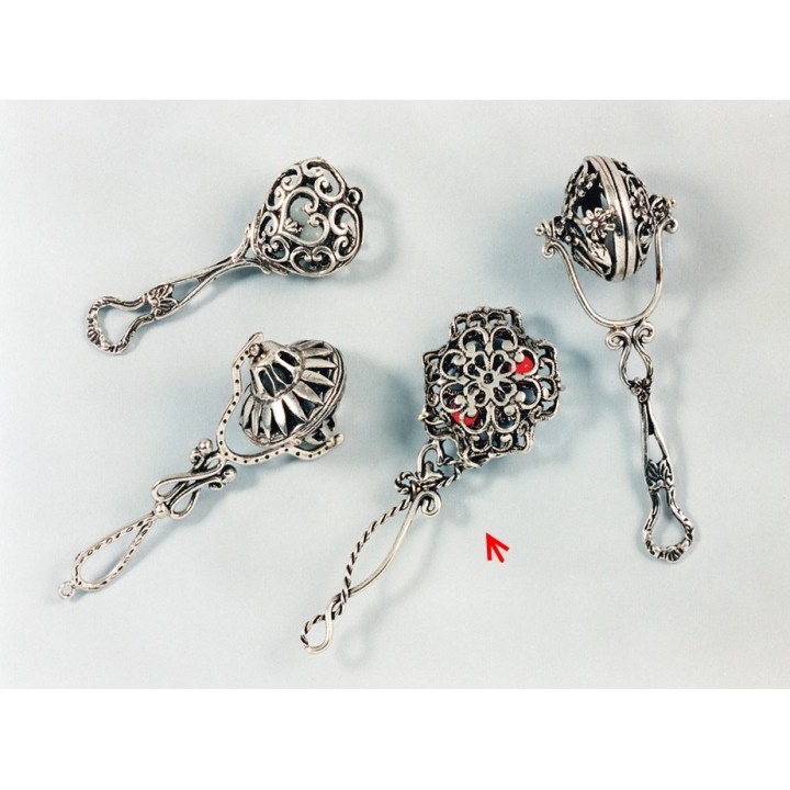 Sonaglio traforo quadrato sheffield | CarinCasa