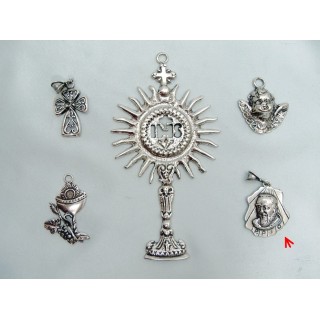 Ciondolo san pio | CarinCasa