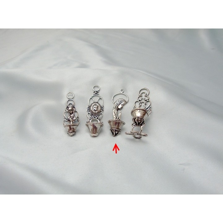 Acquasantiera madonna sheffield | CarinCasa