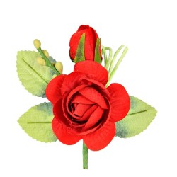 Rametto con rosa rossa, bocciolo e foglie in tessuto