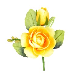 Rametto con rosa gialla, bocciolo e foglie in tessuto