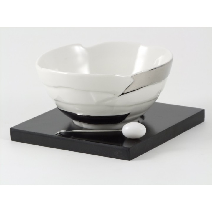Ciotola per olive in ceramica con strisce argentate