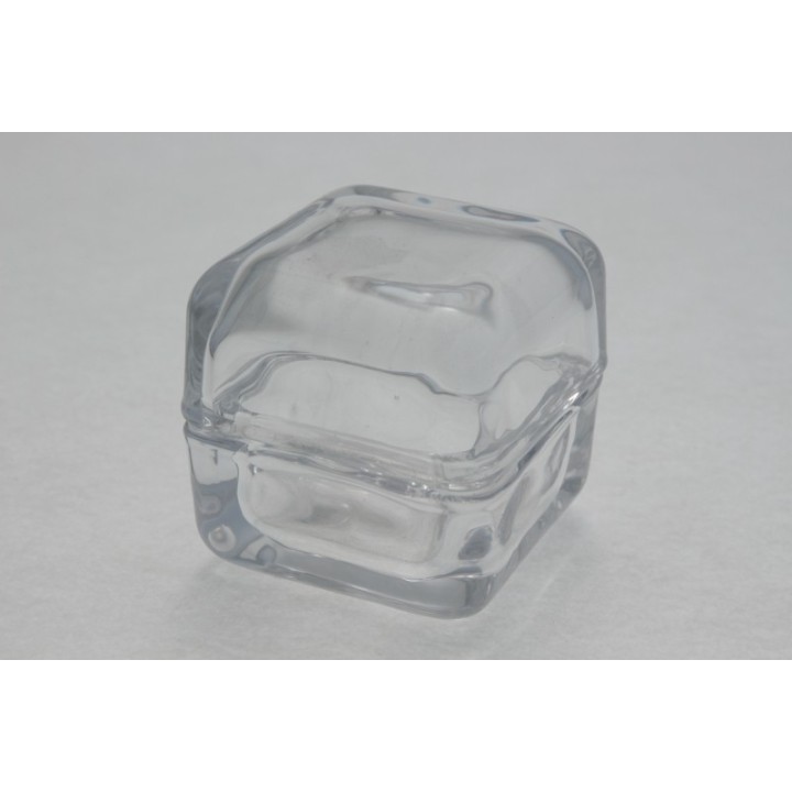 Cubo smussato in vetro