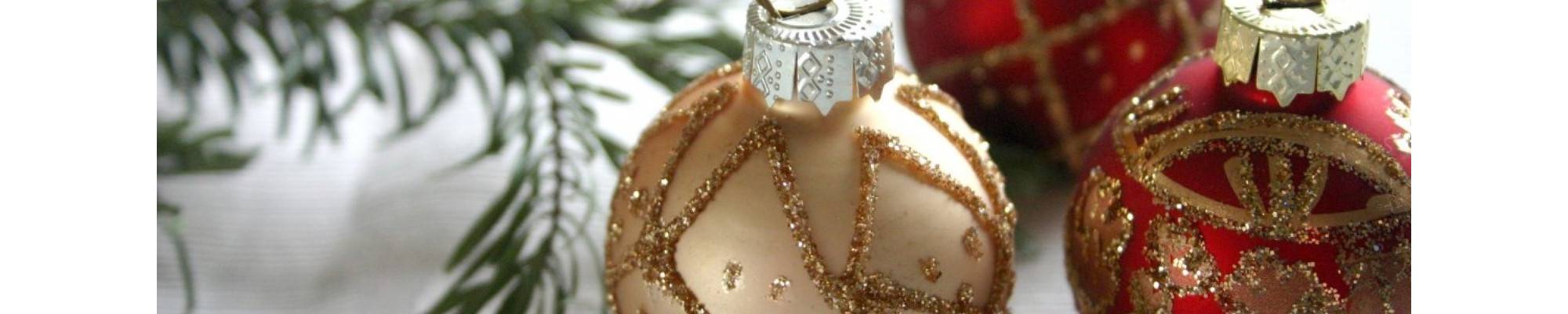 Addobbi e sfere di natale